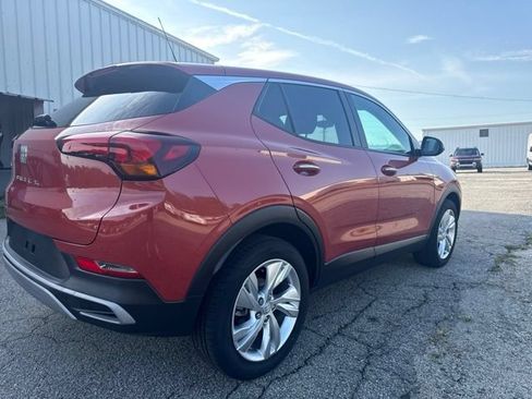 Used 2024 Buick Encore GX Preferred w/ Comfort Package FWD image 5