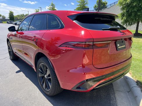 Certified 2026 Jaguar F-PACE R-Dynamic S AWD/4WD image 5