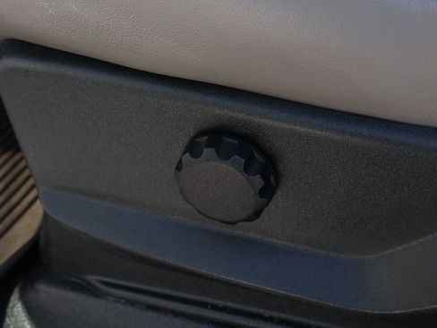 Used 2020 Ford F250 XL w/ Power Equipment Group image 20