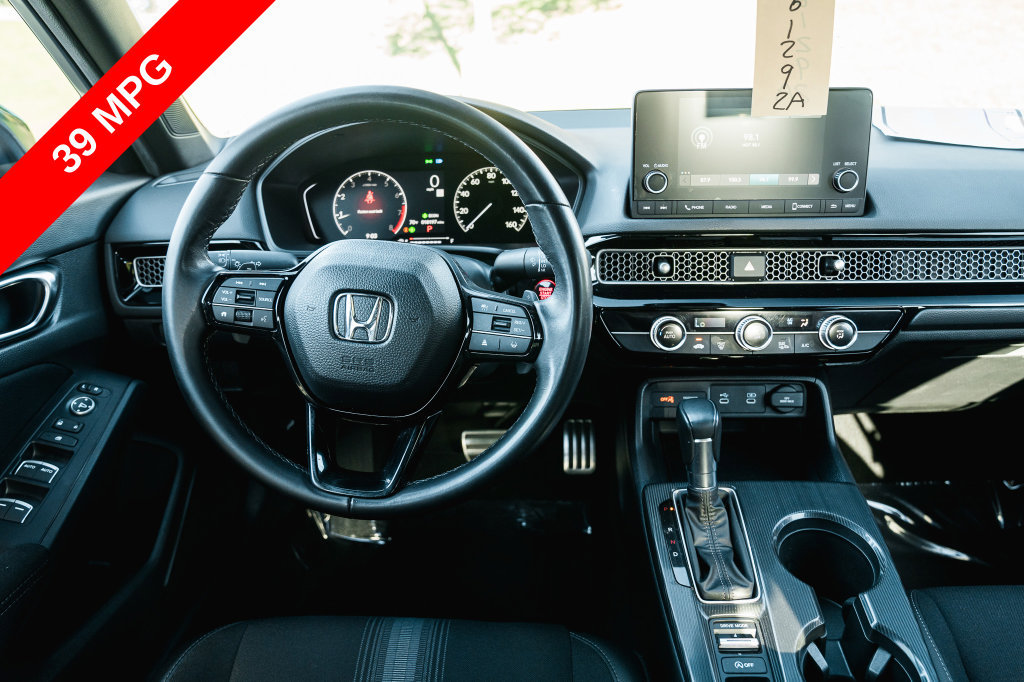 Used 2025 Honda Civic Sport image 12