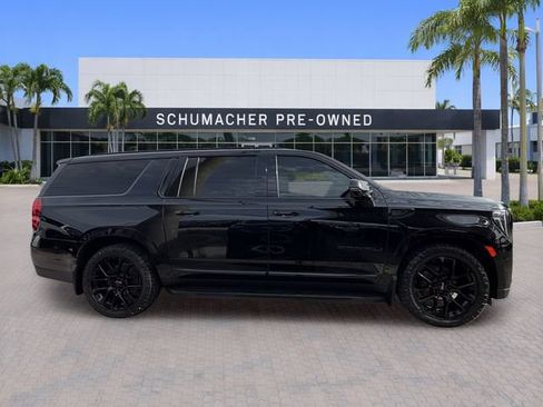 Used 2023 GMC Yukon XL Denali w/ Advanced Technology Package AWD/4WD image 8
