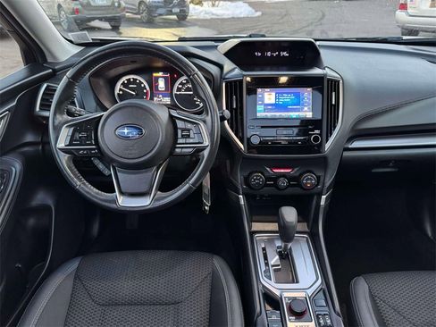 Used 2020 Subaru Forester Premium image 17