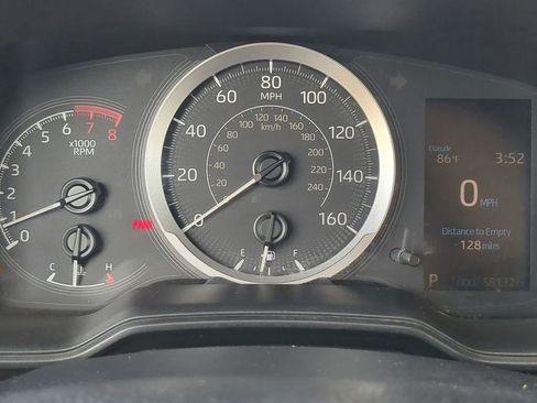 Used 2021 Toyota Corolla LE FWD image 12