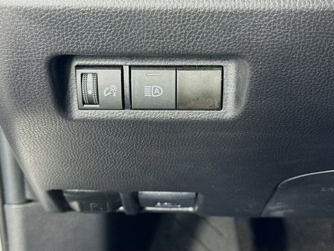 Certified 2025 Toyota RAV4 LE FWD image 10