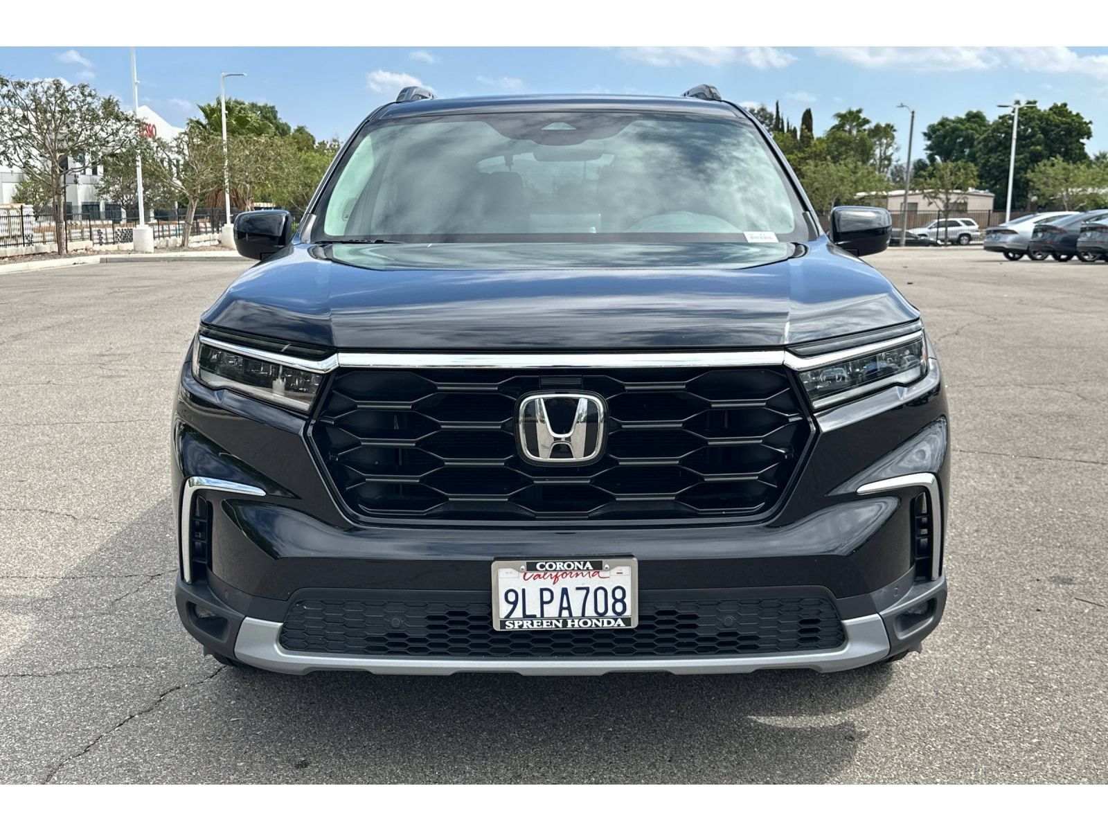 Used 2024 Honda Pilot Touring image 9