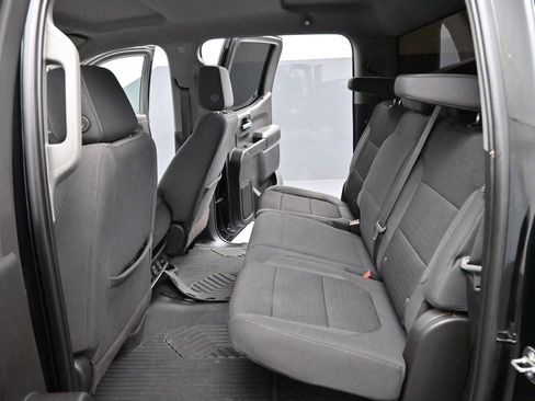 Used 2022 Chevrolet Silverado 1500 LT AWD/4WD image 30