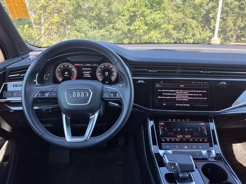Used 2025 Audi Q7 2.0T Premium Plus AWD/4WD image 13