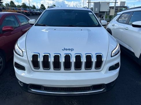 Used 2018 Jeep Cherokee Limited AWD/4WD image 2