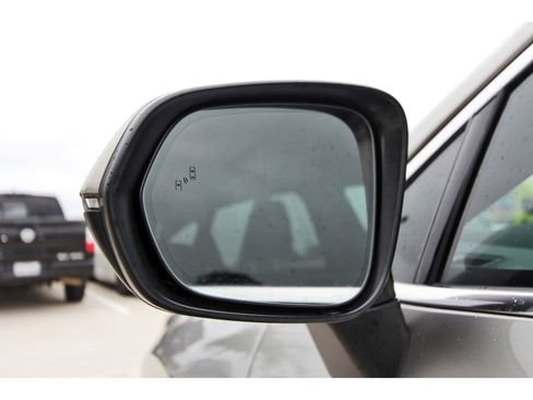 Used 2025 Lexus NX 250 FWD w/ Towing Package (2000 Lbs) image 10