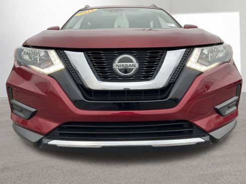 Used 2019 Nissan Rogue SV w/ Sun & Sound Touring Package image 34