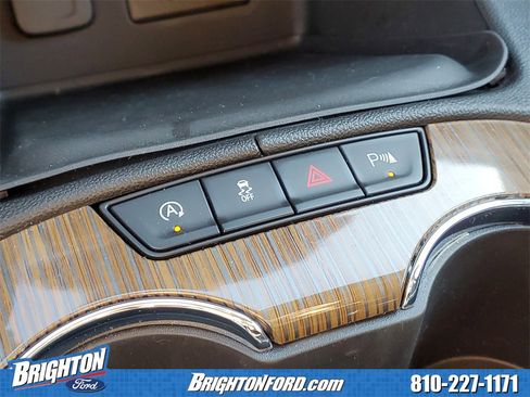 Used 2023 GMC Acadia SLE w/ Driver Convenience Package image 26