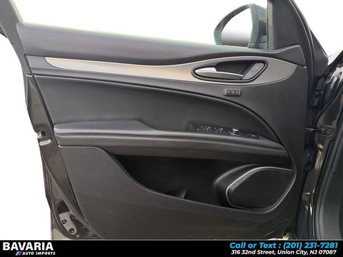 Used 2018 Alfa Romeo Stelvio Sport w/ Quick Order Package 22J Sport image 11
