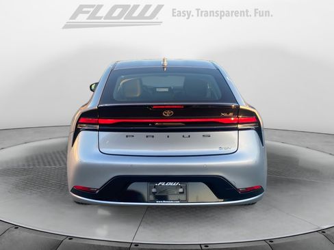 Used 2024 Toyota Prius XLE image 7