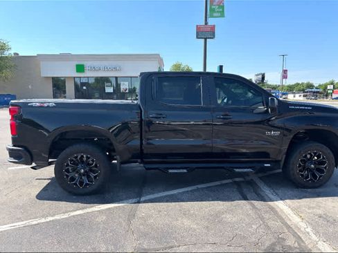 Used 2020 Chevrolet Silverado 1500 RST w/ Texas Edition AWD/4WD image 2