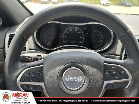 Used 2019 Jeep Grand Cherokee Altitude AWD/4WD image 20
