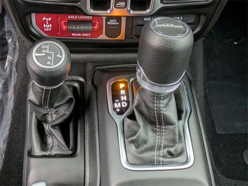 New 2026 Jeep Gladiator Willys image 19