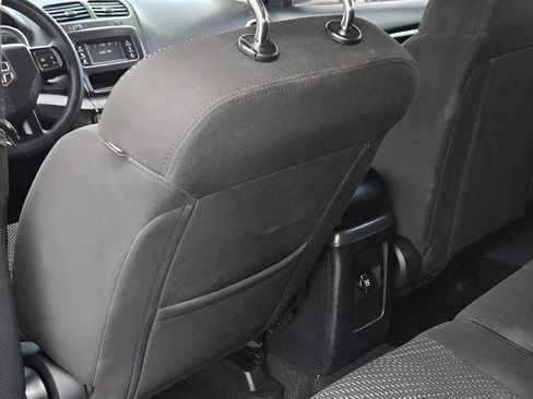 Used 2019 Dodge Journey SE w/ Blacktop Package image 21