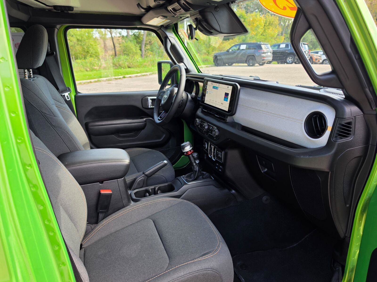 Used 2025 Jeep Wrangler Unlimited Sport AWD/4WD image 12