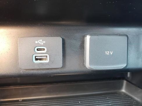 Used 2024 Ford F250 XLT image 22