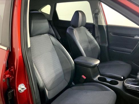 Used 2023 Kia Seltos S image 7
