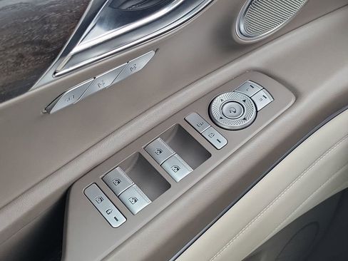 Used 2022 Genesis GV80 2.5T w/ Prestige Package 04 image 18