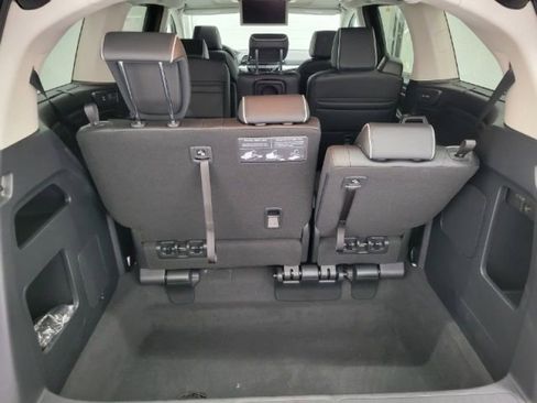 New 2026 Honda Odyssey Touring image 23