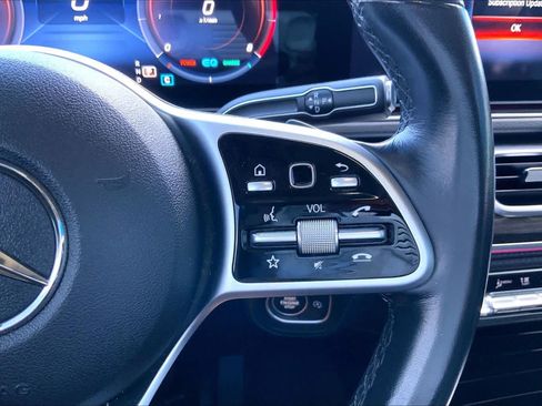 Used 2021 Mercedes-Benz GLE 450 4MATIC image 25