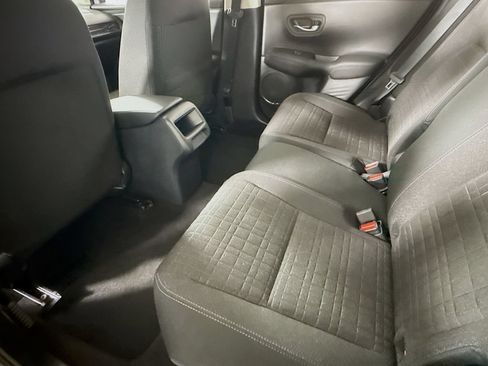Certified 2023 Honda HR-V LX image 35