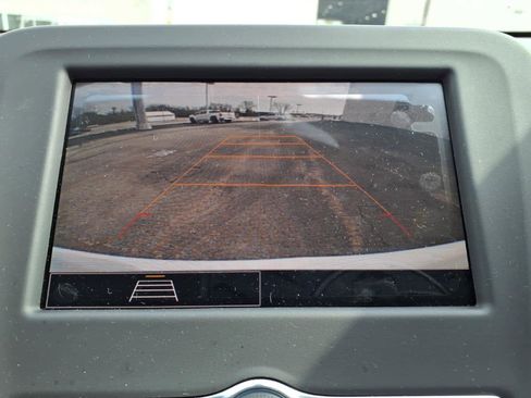 Used 2023 Chevrolet Equinox LS w/ LS Convenience Package FWD image 14