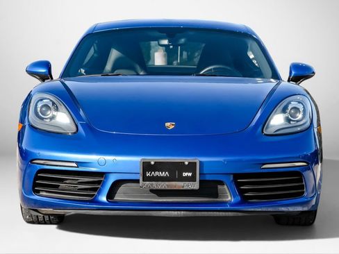 Used 2017 Porsche 718 Cayman RWD image 3