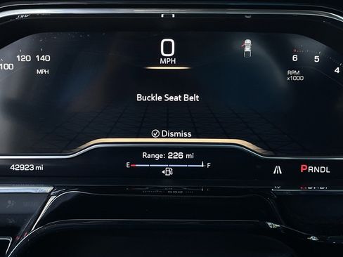 Certified 2025 GMC Sierra 1500 SLT image 16