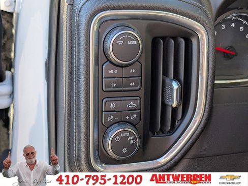 Used 2021 Chevrolet Silverado 1500 LT Trail Boss w/ Bed Protection Package image 21