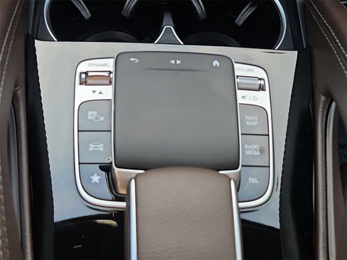 Used 2020 Mercedes-Benz GLE 350 4MATIC image 18