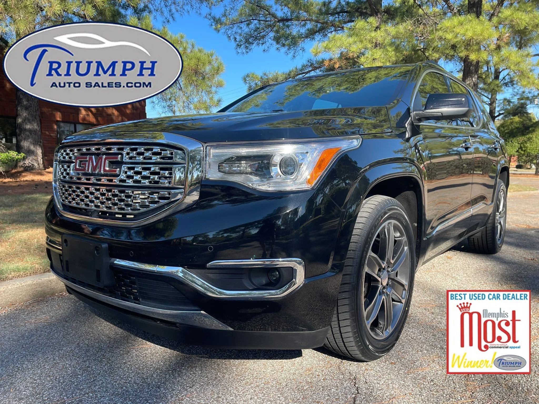 Used 2019 GMC Acadia Denali AWD/4WD image 1