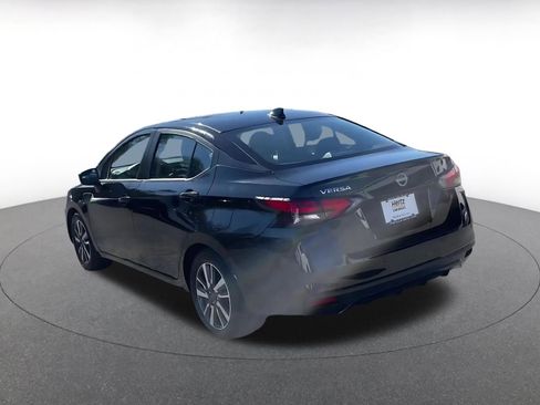 Used 2025 Nissan Versa SV image 10