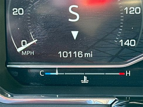 Used 2025 GMC Sierra 2500 SLT w/ SLT Premium Package image 29