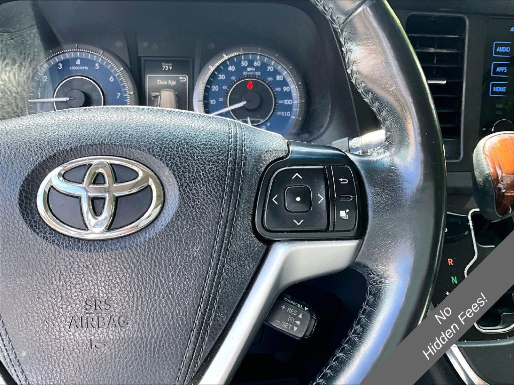 Used 2017 Toyota Sienna Limited Premium AWD/4WD image 17