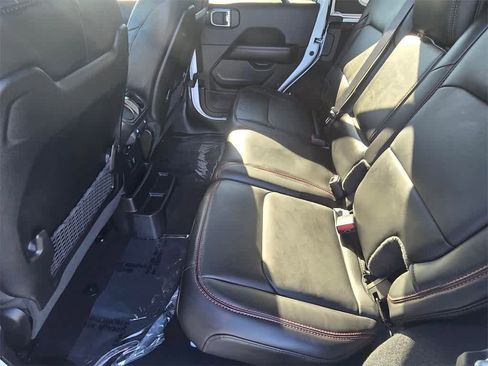 New 2026 Jeep Wrangler Unlimited Rubicon image 8