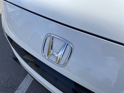 Certified 2024 Honda HR-V Sport image 22