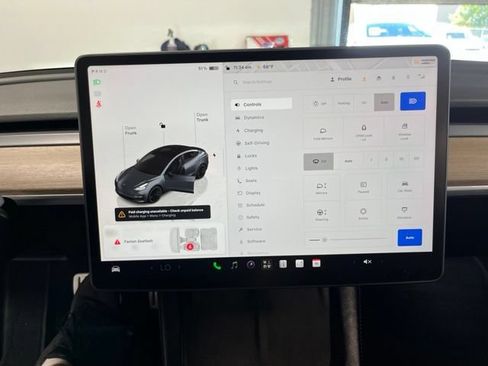 Used 2023 Tesla Model 3 Performance AWD/4WD image 28