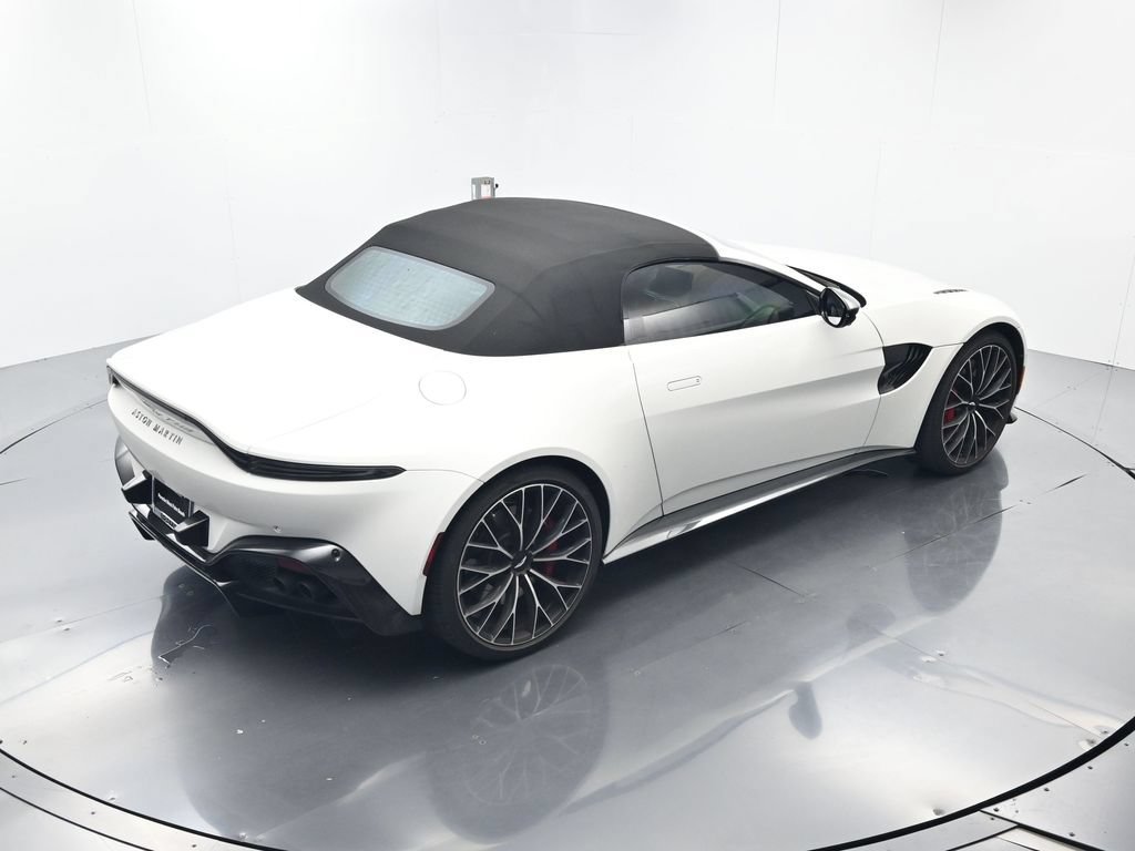 Used 2023 Aston Martin V8 Vantage Roadster RWD image 33