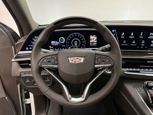 Used 2023 Cadillac Escalade ESV Sport w/ LPO, ONYX Package AWD/4WD image 31