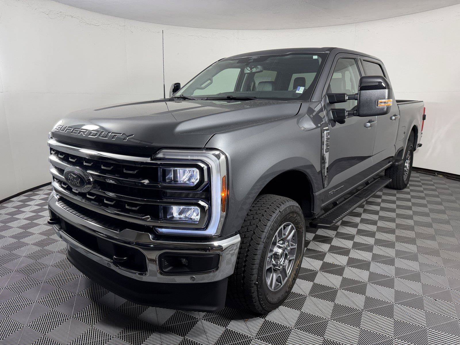 New 2026 Ford F250 Lariat w/ Lariat Premium Package AWD/4WD image 3