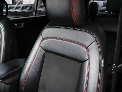 Used 2022 Ford Explorer ST-Line image 27