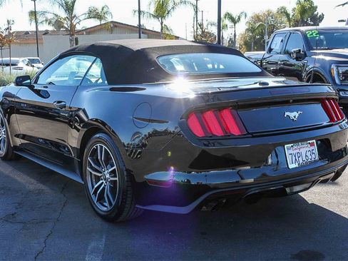 Used 2017 Ford Mustang Premium image 7