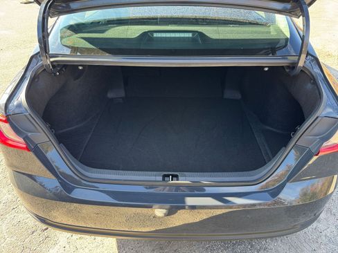 Used 2025 Toyota Camry LE image 25