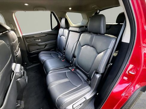 Used 2024 Honda Pilot EX-L image 18