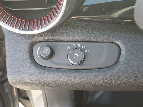 Used 2026 Chevrolet Trax RS w/ Driver Confidence Package image 22