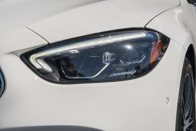Used 2024 Mercedes-Benz C 300 4MATIC Sedan image 14