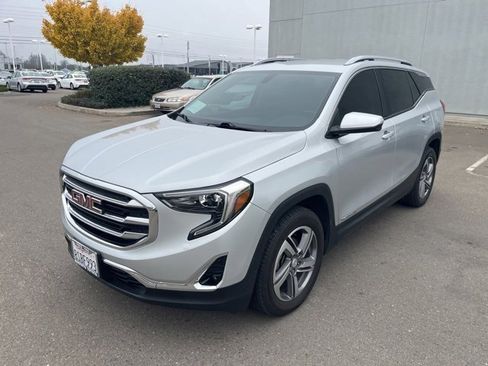 Used 2019 GMC Terrain SLT w/ Preferred Package image 1